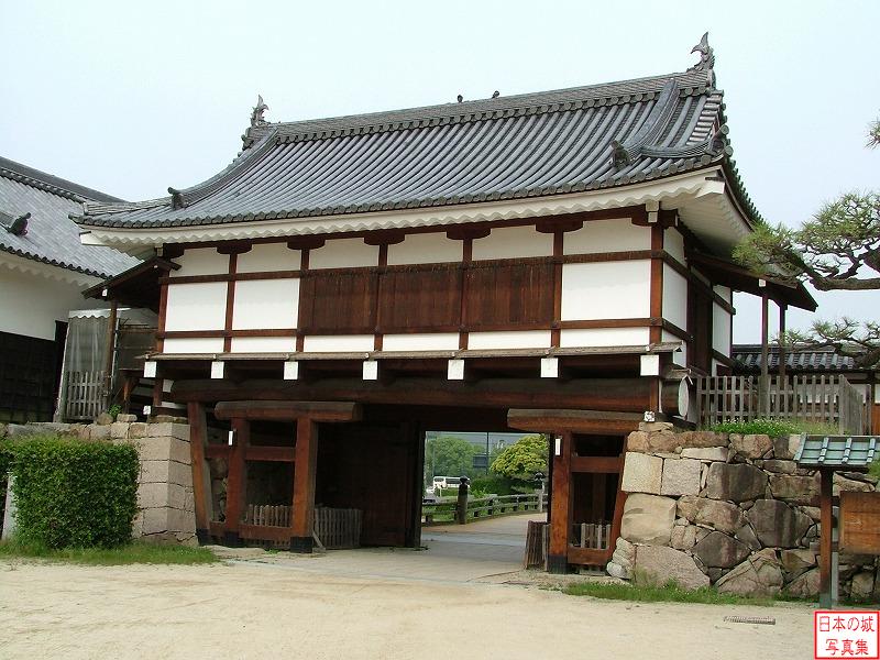 広島城 二の丸表御門 表御門を二の丸内から見る