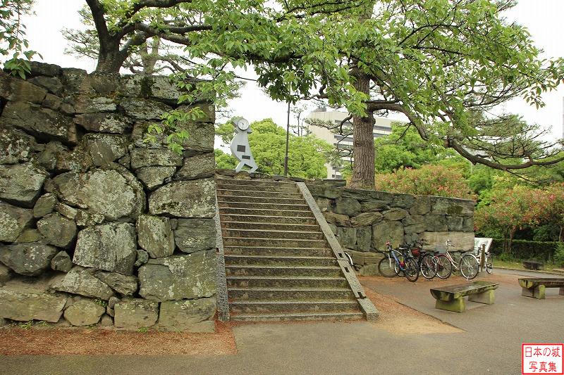 徳島城 太鼓櫓跡 太鼓櫓に登る石段が設けられている