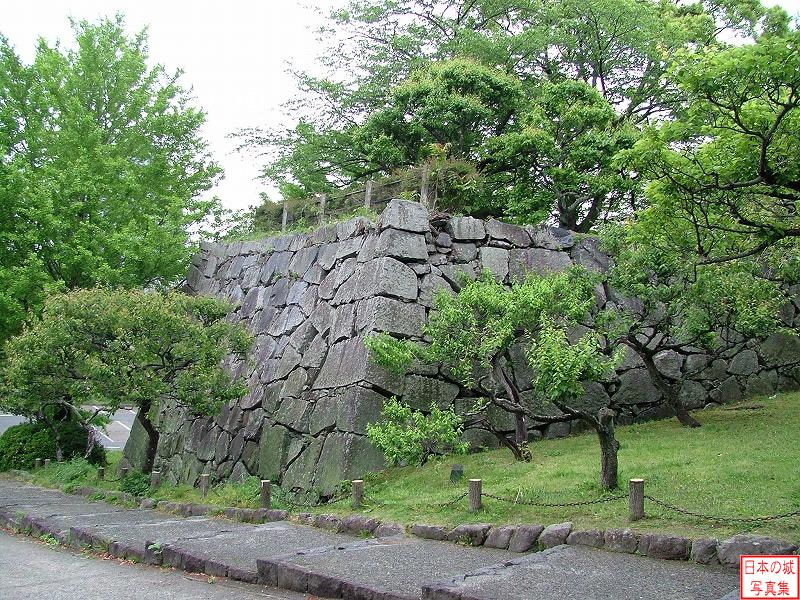 福岡城 二の丸 松木坂門跡の石垣。松木坂門は下之橋御門方面からの二の丸虎口
