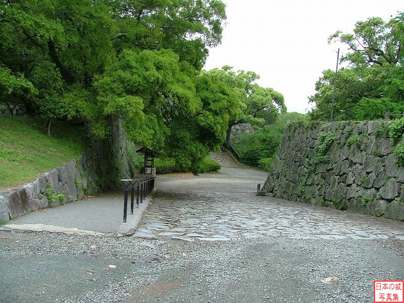 福岡城 本丸 裏門のようす