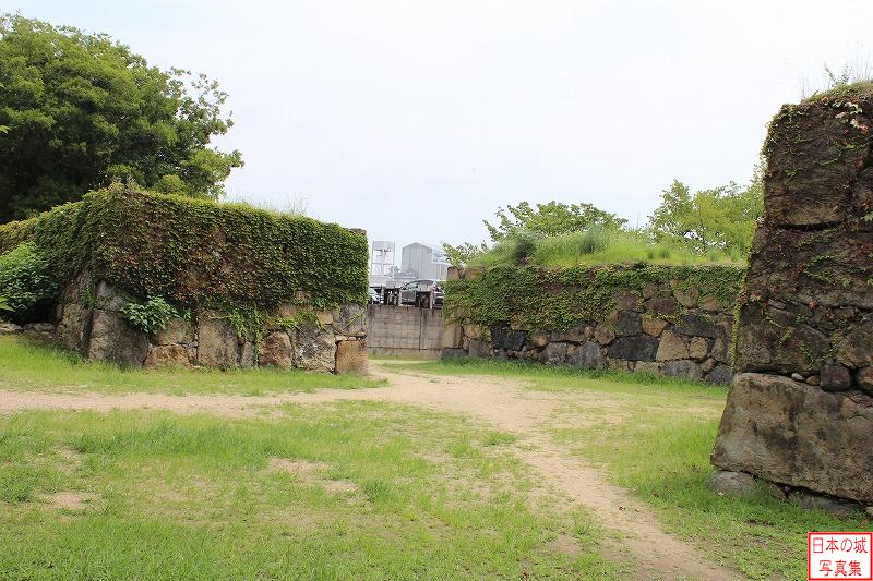 姫路城 車門跡（外郭） 左折すると櫓門があった場所か