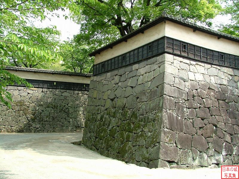 熊本城 櫨方門・馬具櫓 櫨方門枡形石垣(右手)