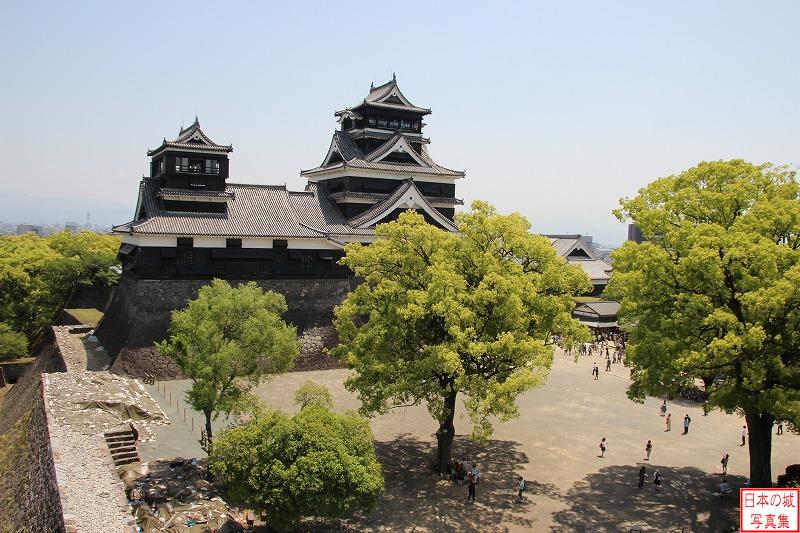 熊本城 天守(西側) 宇土櫓から見る天守群