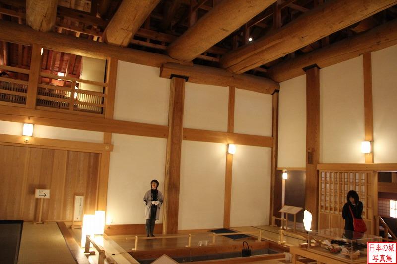 熊本城 本丸御殿内（大台所棟） 御大台所。五間四方あり、面積は約100平方メートル。