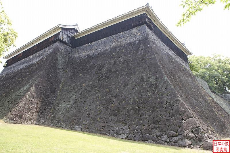 熊本城 東十八間櫓 城外から見る北十八間櫓(右)・東十八間櫓(左)
