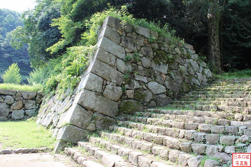 米子城 表中御門 二の門左手の石垣