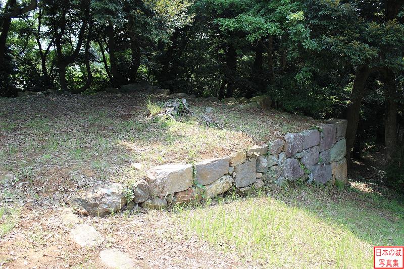 米子城 内膳丸（下段） 虎口脇のスペース。櫓が設けられていたか。