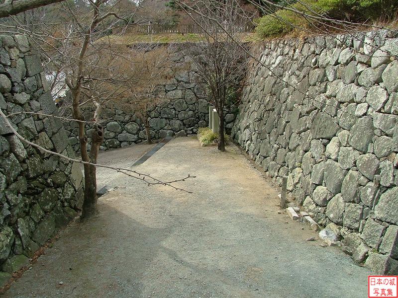 松坂城 裏門跡 二の丸から見る裏門跡