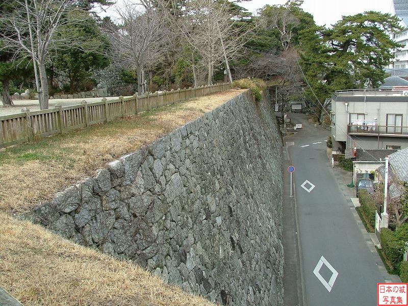 松坂城 二の丸 二の丸の石垣(表門方面)