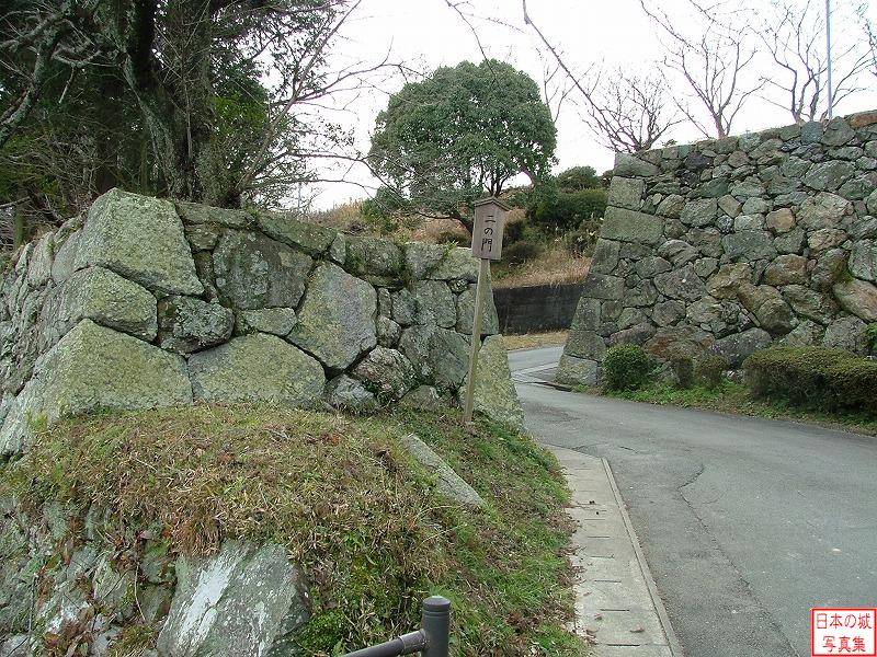 Tamaru Castle 