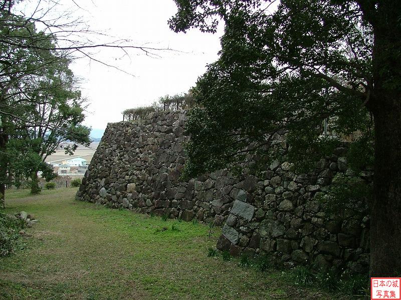 田丸城 二の丸 二の丸から見る本丸石垣