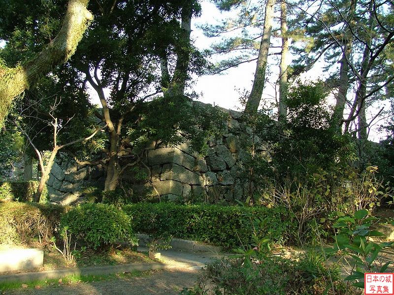 津城 本丸 本丸内から見る石垣