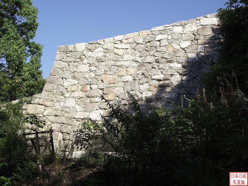 松山城 登り石垣 松山城の登り石垣は２つ（北・南）あり、写真は南の登り石垣