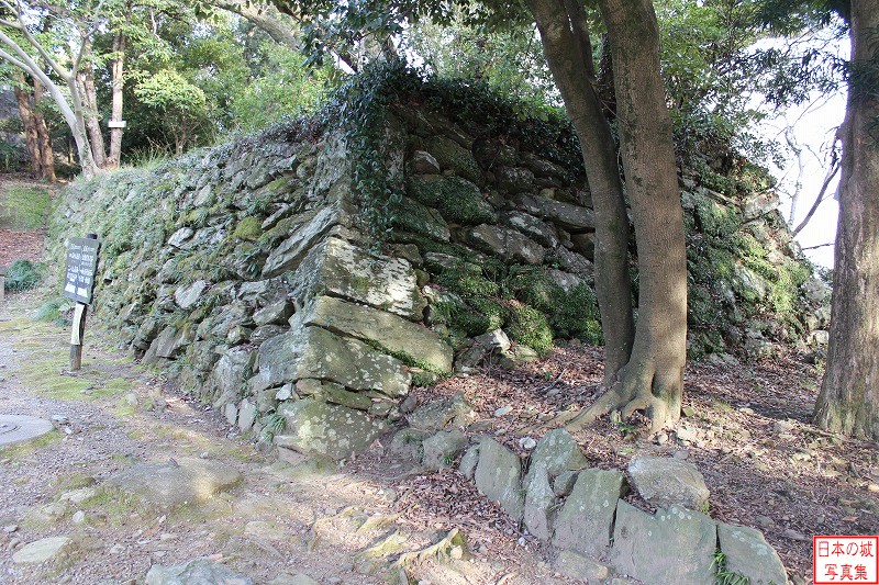 和歌山城 一の門跡 一の門跡付近右手の石垣