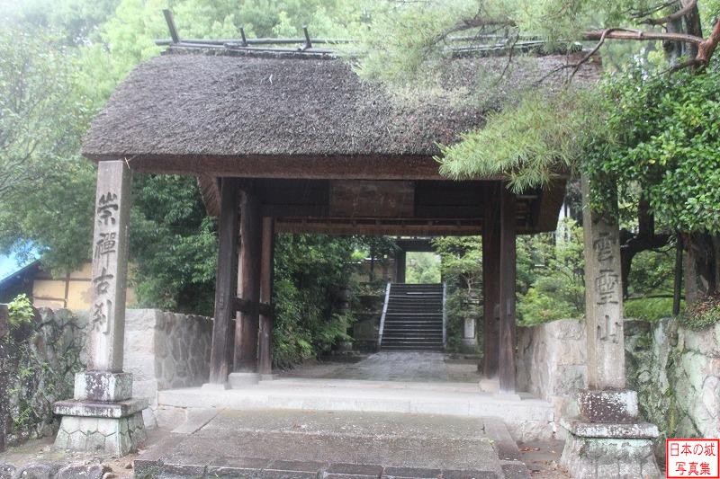 Tsumagi Castle Relocated gate (Main gate of Suzen-ji temple)