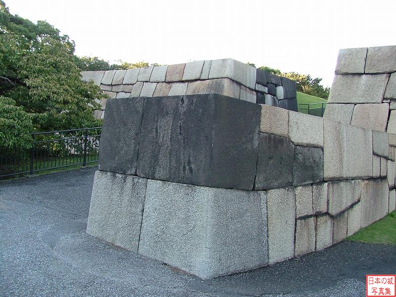 江戸城 天守台 天守への登り口付近の石垣