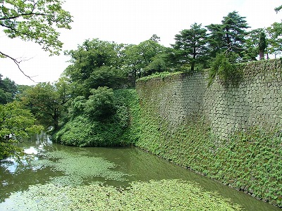 会津若松城 廊下橋から見る本丸石垣