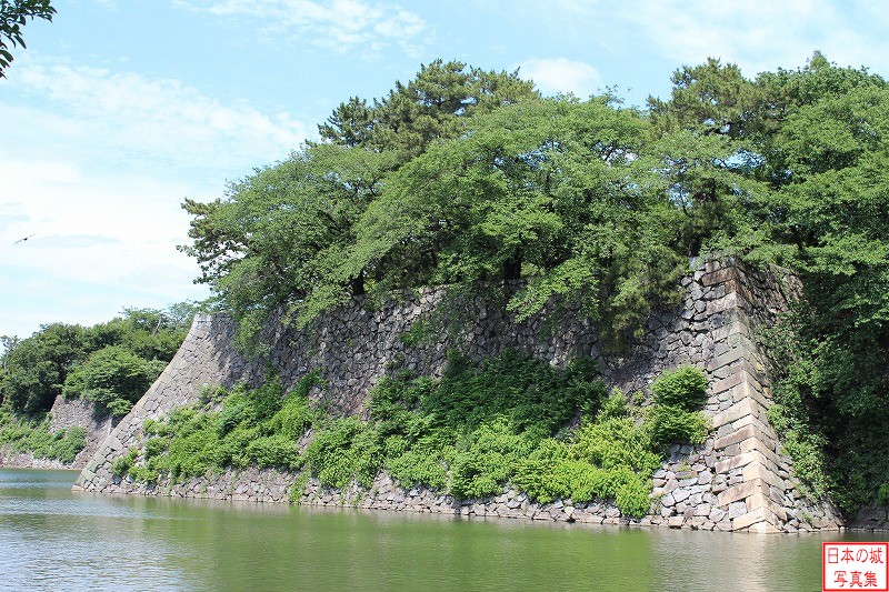 名古屋城 西之丸 西の丸石垣と水濠