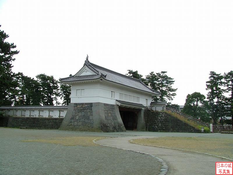 小田原城 銅門櫓門 銅門を内側から見る