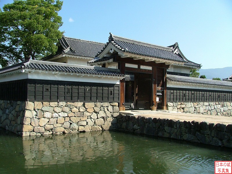 松本城 黒門