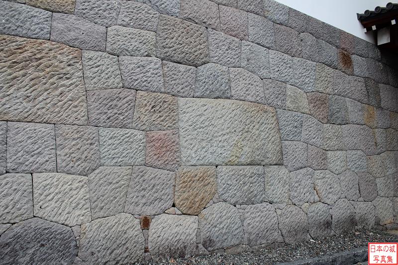 駿府城 東御門（多聞櫓） 枡形虎口正面の石垣
