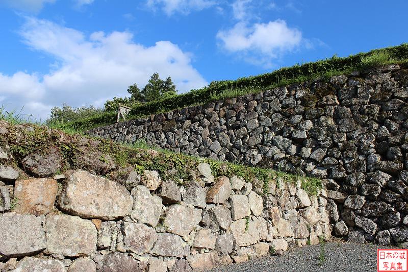 篠山城 表門 表門内左側の石垣