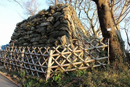 浜松城 八幡台・埋門 埋門右側の石垣