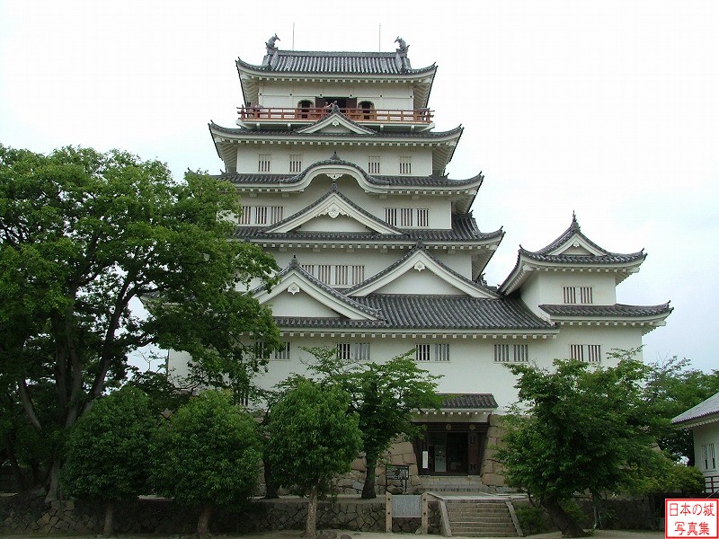 Fukuyama Castle Main tower