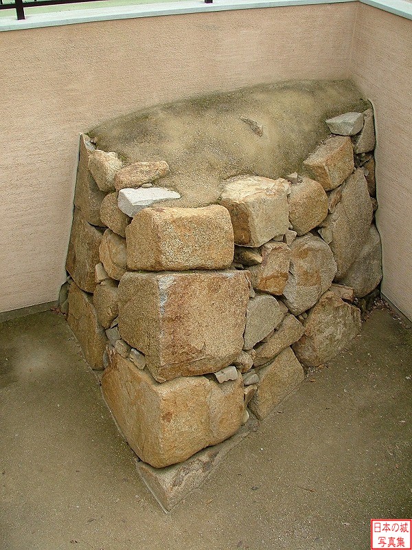 岡山城 本丸・中の段 発掘された石垣