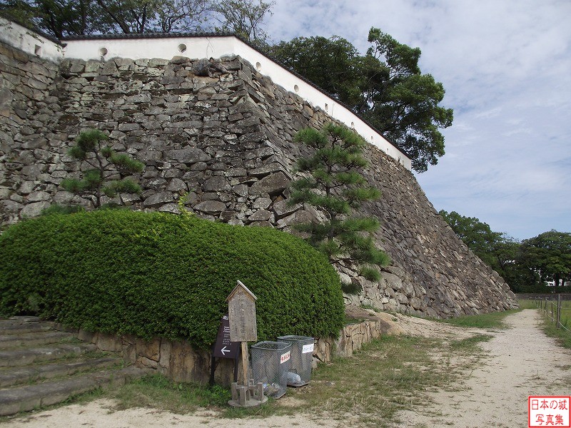 岡山城 本丸・下の段 中の段の石垣