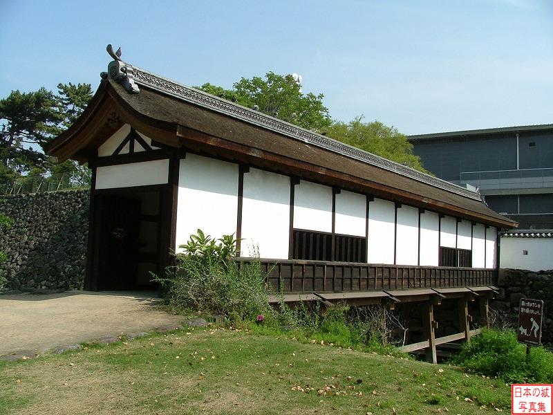 Funai Castle Yamazato enclosure and Rouka bridge