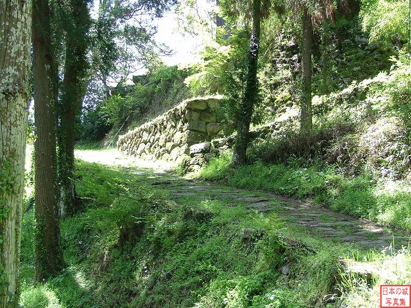角牟礼城 陣屋 境内の石垣