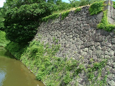 山形城 南追手門脇の石垣