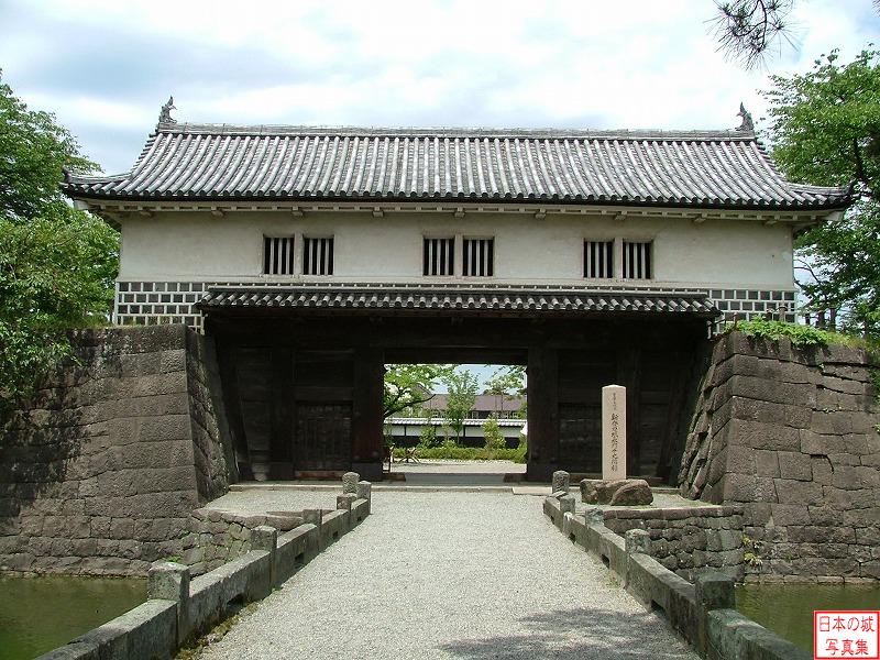 Shibata Castle Main gate