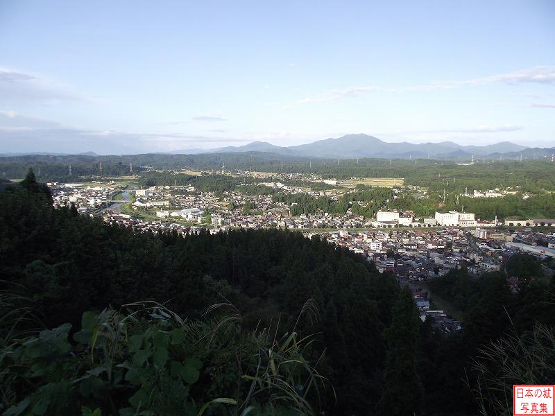 栃尾城 栃尾城 本丸からの眺め