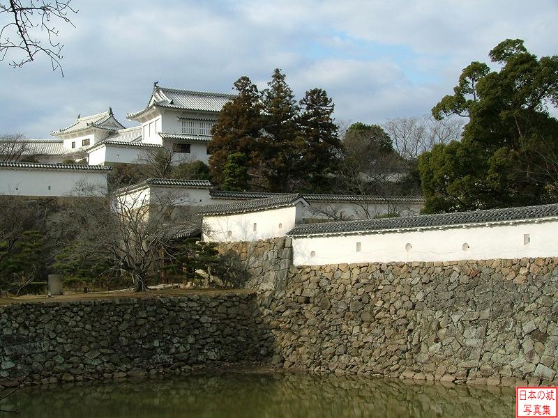 姫路城 西の丸 三国堀と櫓群