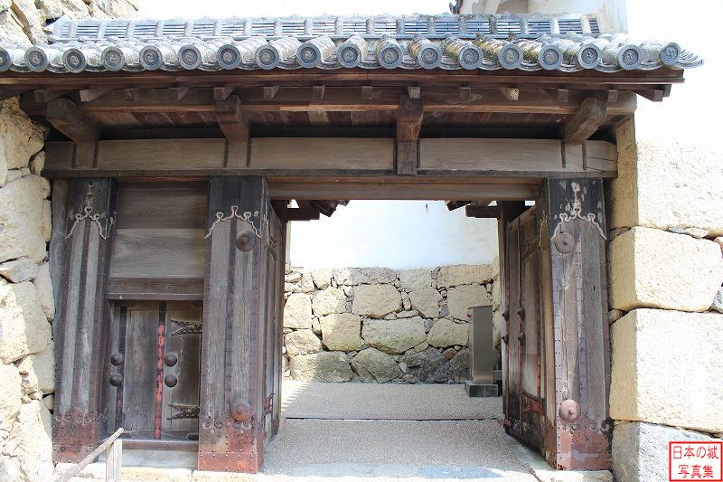 姫路城 りの門 りの門