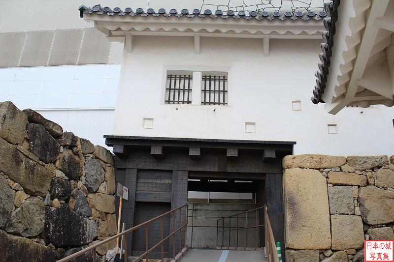 Himeji Castle Bizen gate