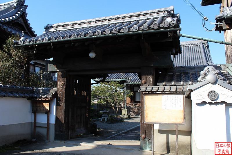 Tatsuno Castle Relocated gate(Main gate of Renko temple)