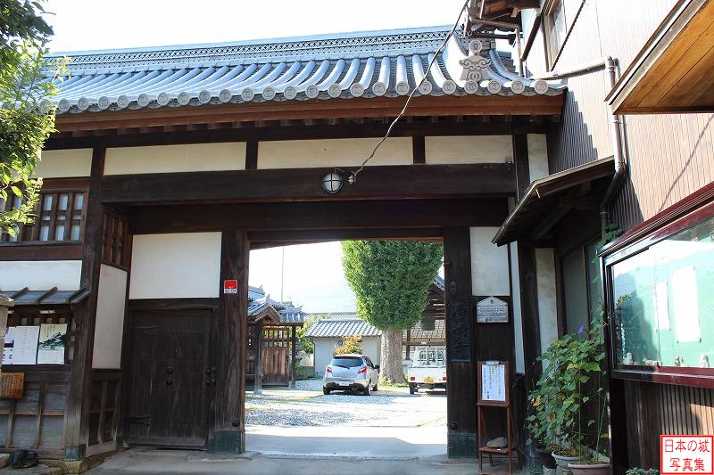 Tatsuno Castle Relocated gate(Main gate of Jyouei temple)