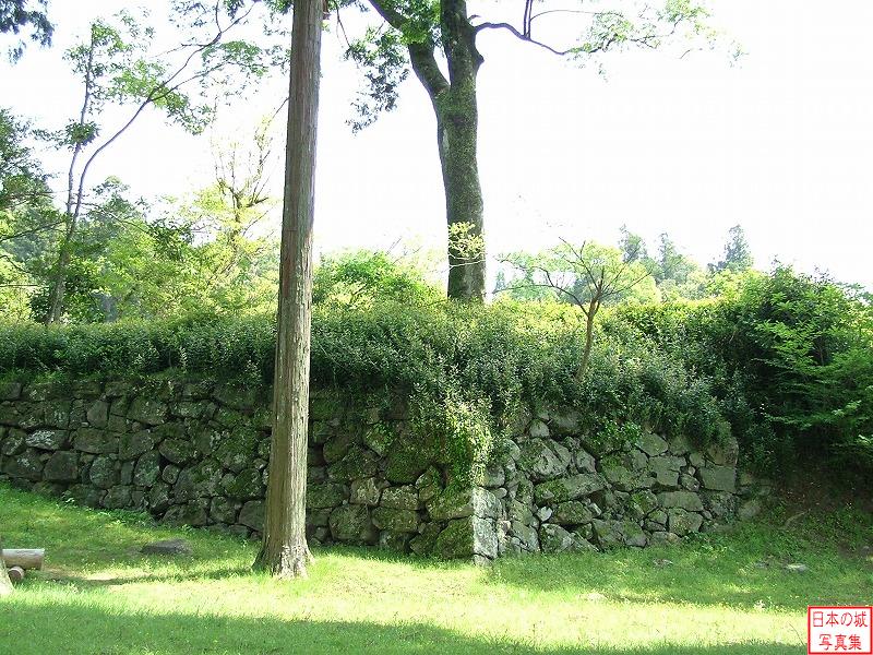 人吉城 二の丸 二の丸の縁にある石垣