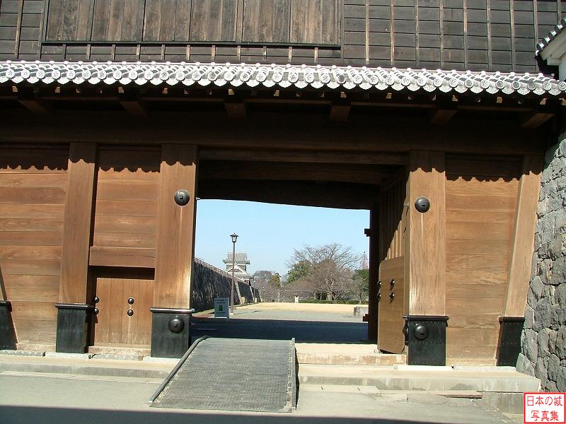 熊本城 西大手門 西大手門の向こうに見える奉行丸