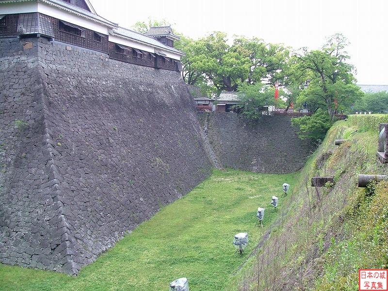 熊本城 宇土櫓 宇土櫓脇の空堀