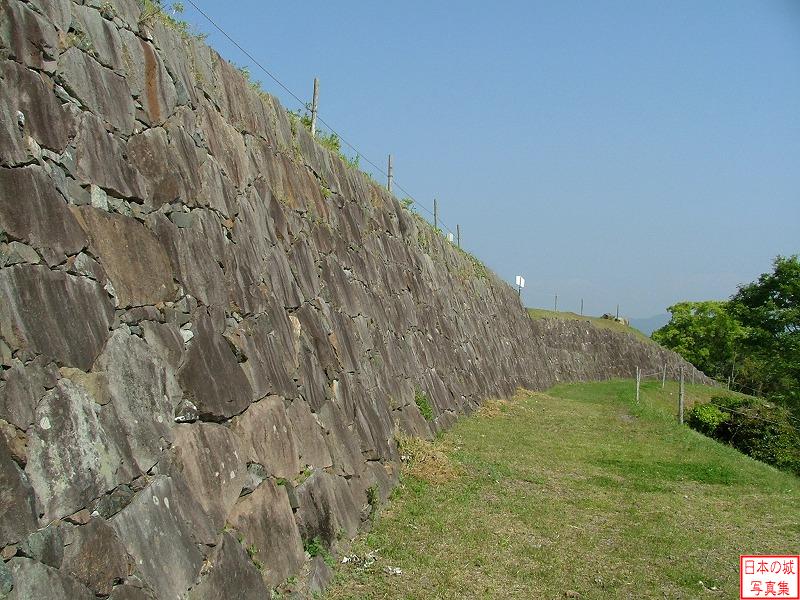 佐敷城 搦手門 二の丸北面の石垣を逆方向から
