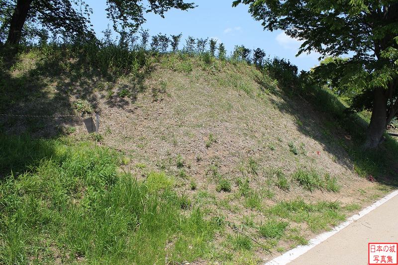 小田城 本丸涼台 本丸涼台