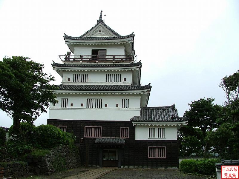 Hirado Castle Main tower