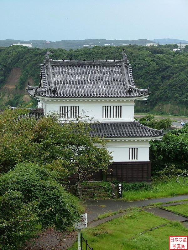 平戸城 懐柔櫓・安寿門跡 懐柔櫓を本丸から見る