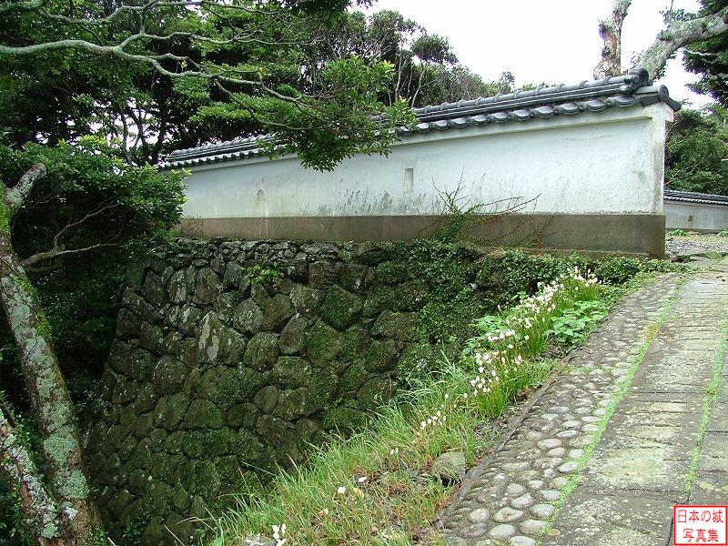 平戸城 見奏櫓 本丸内の石垣