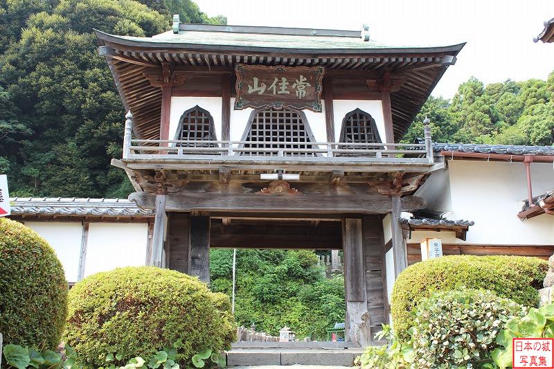 Yonago Castle Relocated gate (Main gate of Kanno temple)