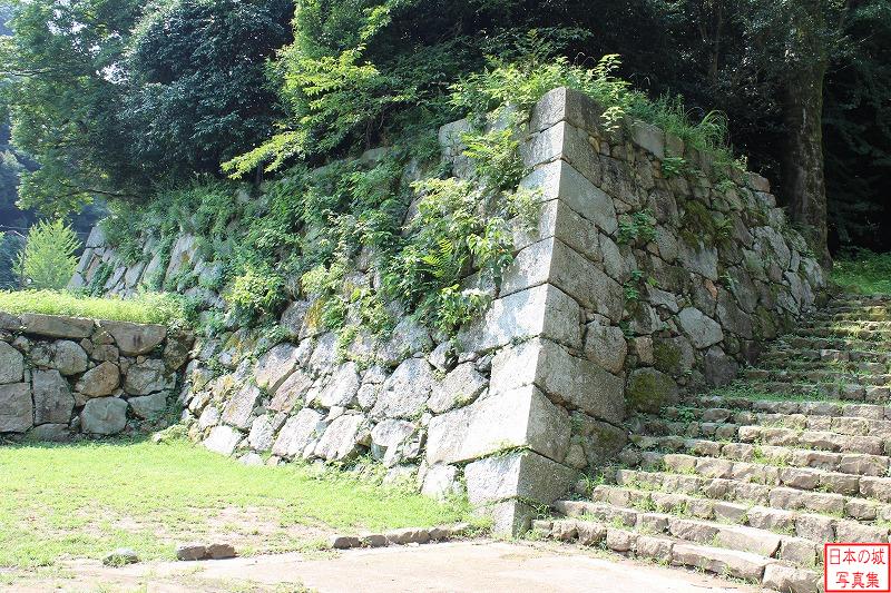 米子城 枡形門跡 二の門左手の石垣